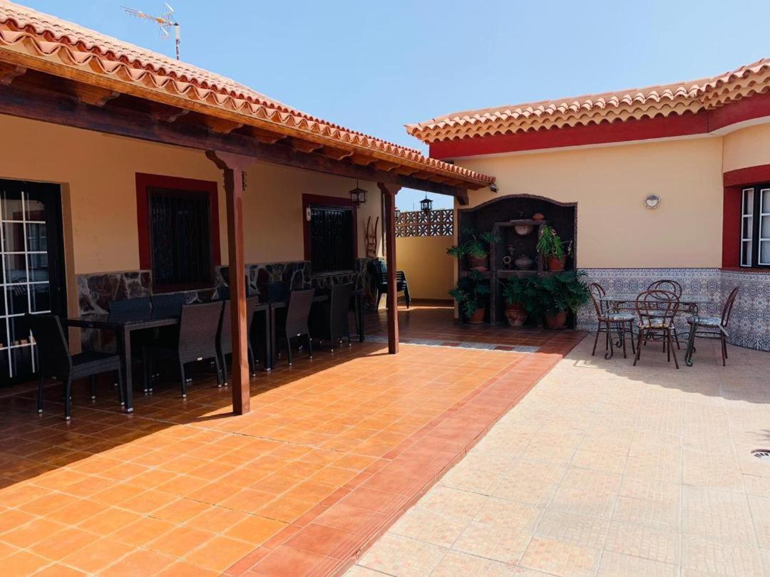 Vivienda Vacacional Floratere 阿罗纳 外观 照片